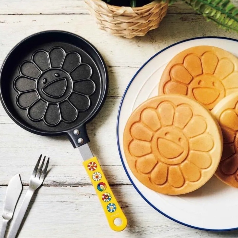 Takashi Murakami Flower design Frying pan NIB